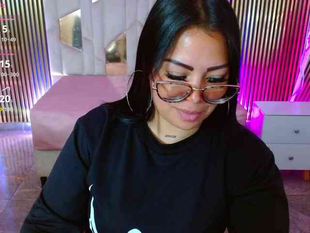 martina-tay webcam