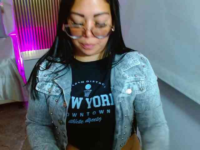 martina-tay webcam