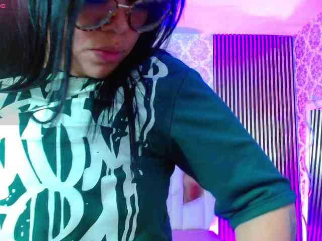 Modelo: martina-tay