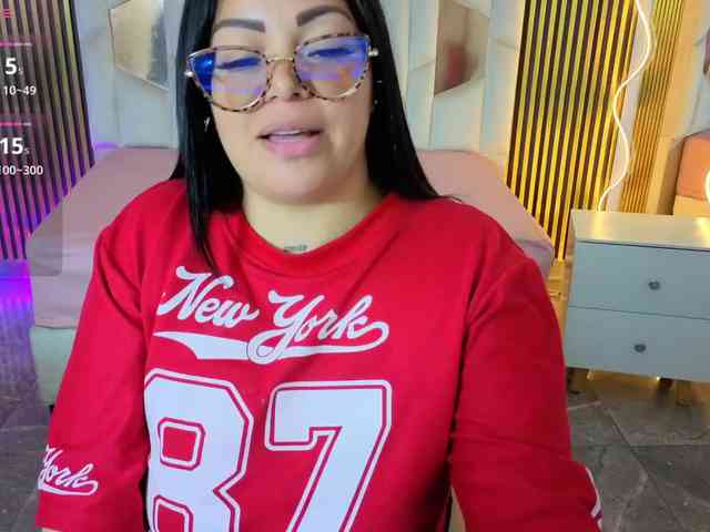 martina-tay Live Webcam on BongaCams