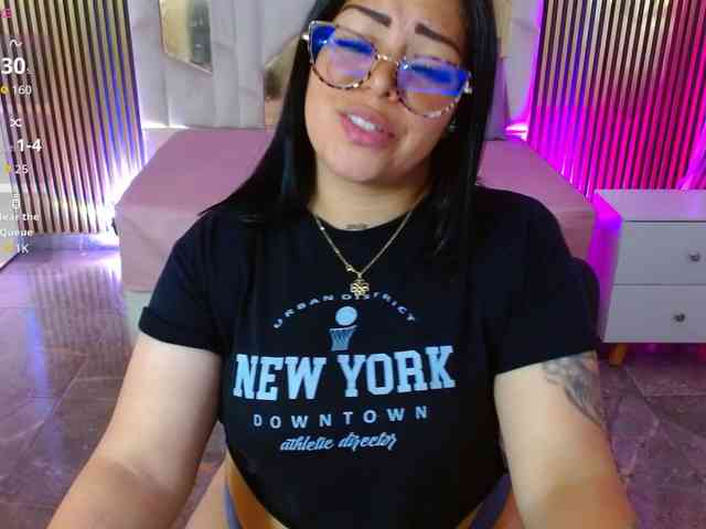 martina-tay