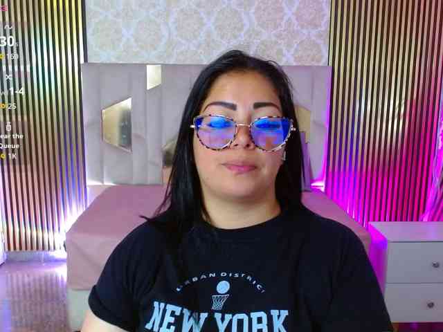 martina-tay