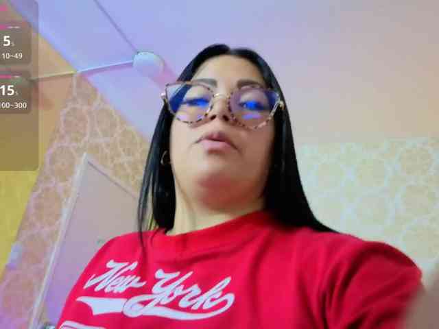 martina-tay martina-tay