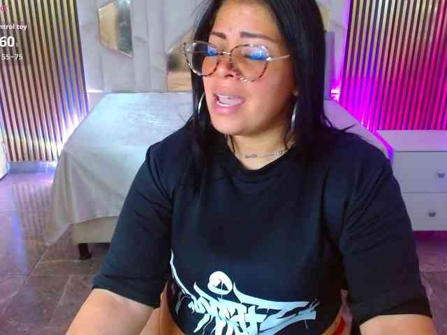 martina-tay
