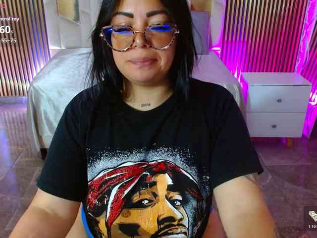 martina-tay