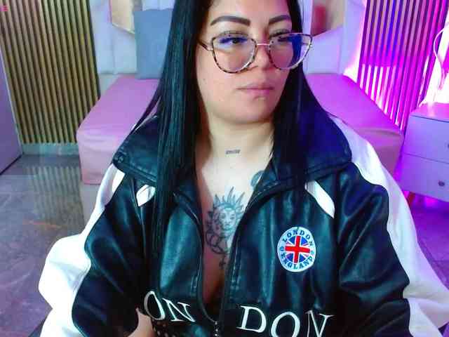 martina-tay webcam
