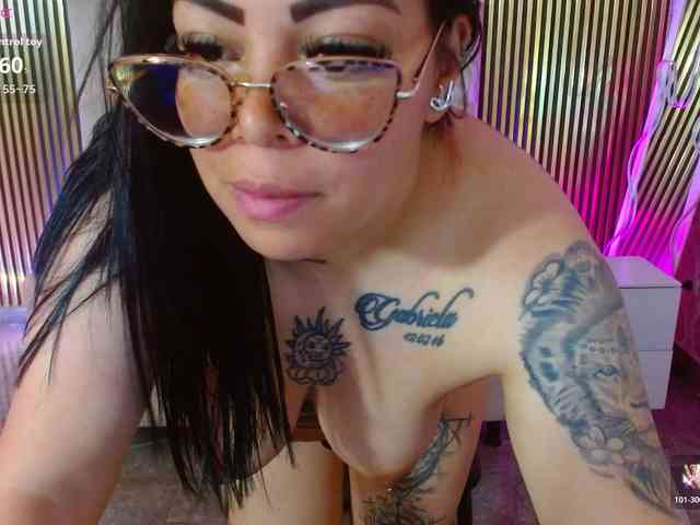 martina-tay webcam