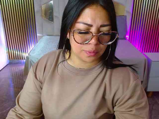 martina-tay webcam