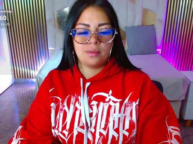 martina-tay