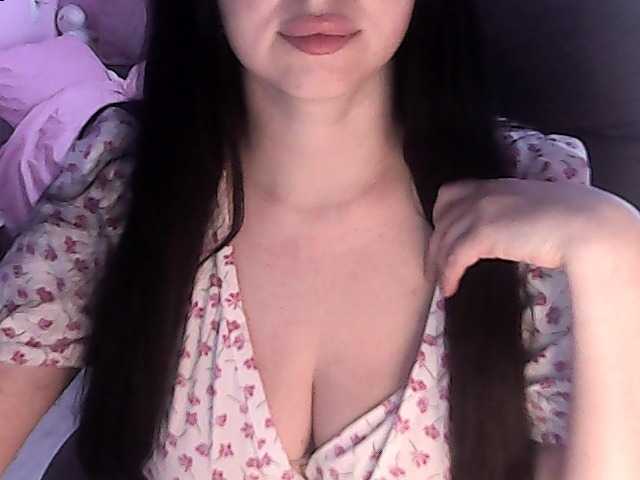 NikaKrasina live cam on BongaCams