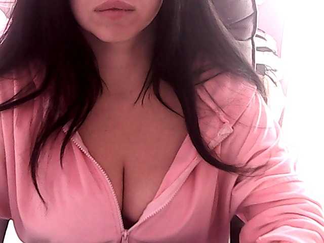 NikaKrasina live cam on BongaCams