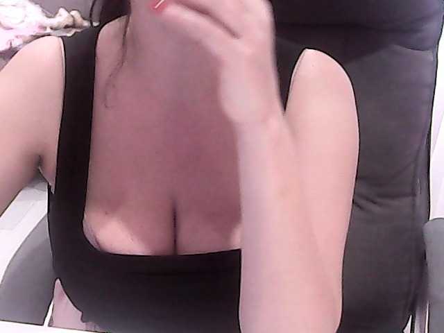 NikaKrasina live cam on BongaCams
