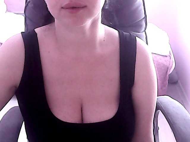 NikaKrasina live cam on BongaCams