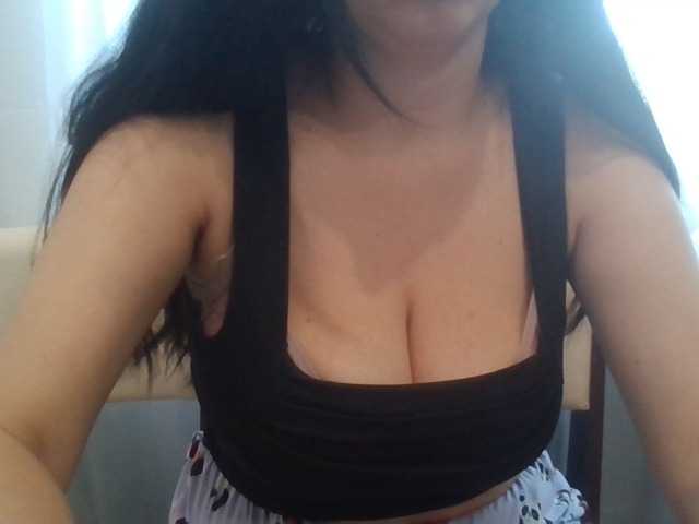NikaKrasina live cam on BongaCams