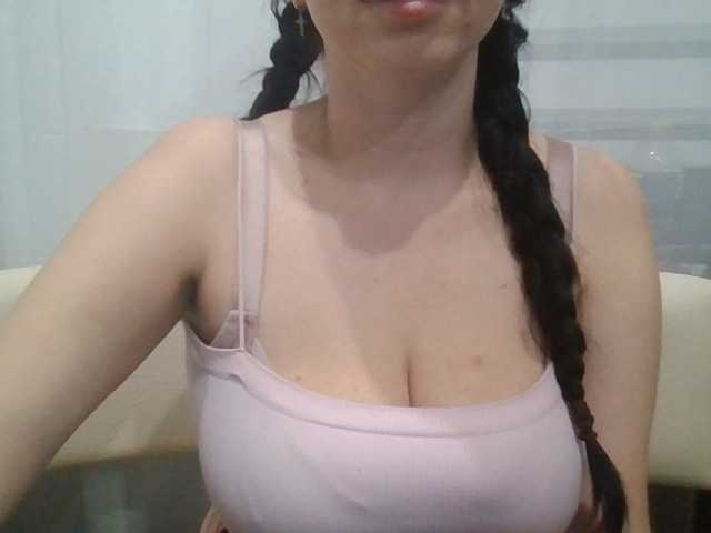 NikaKrasina live cam on BongaCams