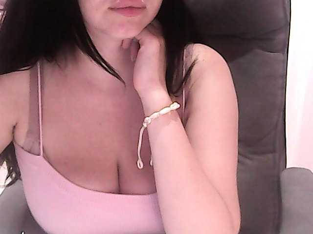 NikaKrasina live cam on BongaCams