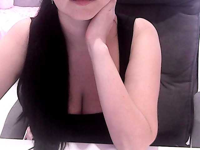 NikaKrasina live cam on BongaCams