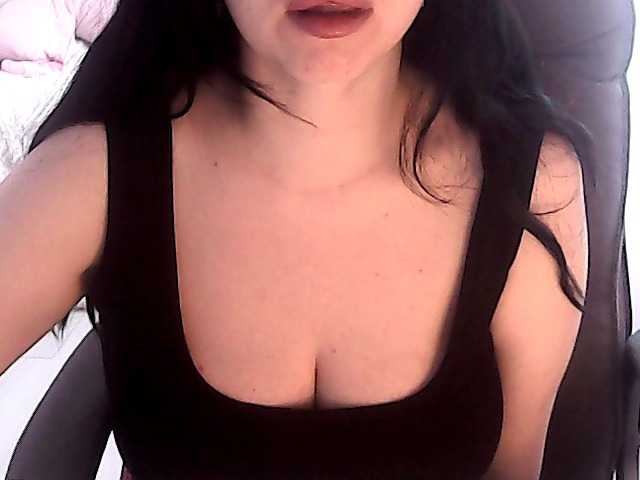 NikaKrasina live cam on BongaCams