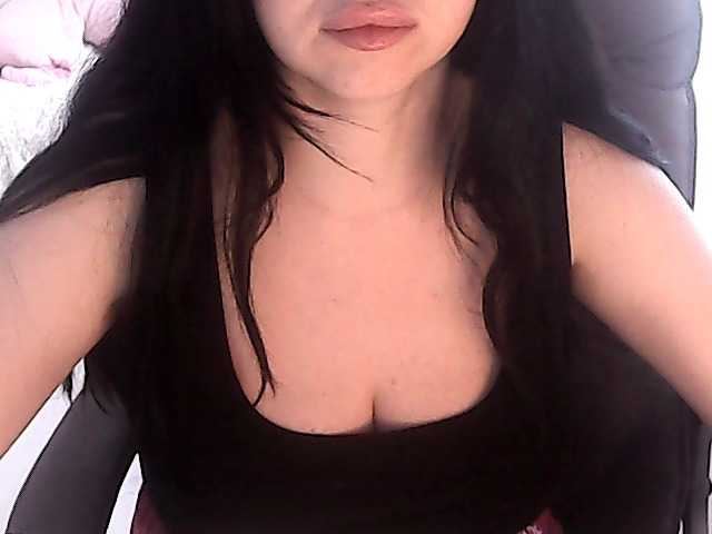 NikaKrasina live cam on BongaCams