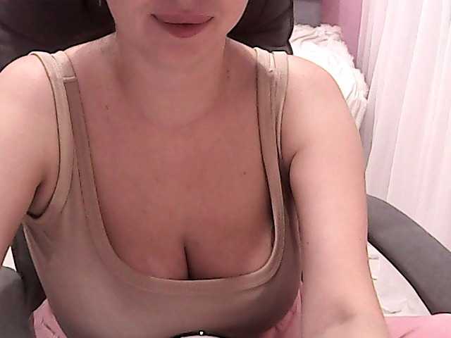 NikaKrasina, en directo ahora en BongaCams