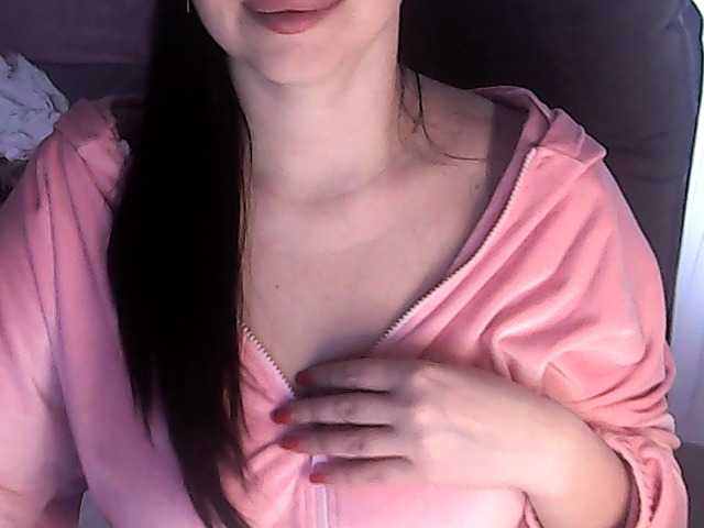 NikaKrasina live cam on BongaCams