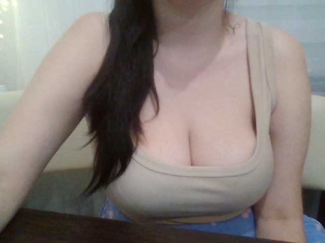 NikaKrasina live cam on BongaCams