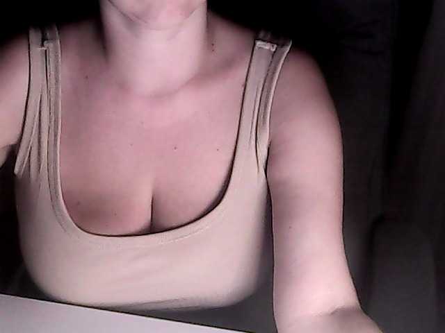 NikaKrasina live cam on BongaCams