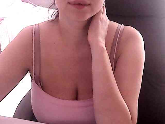 NikaKrasina webcam