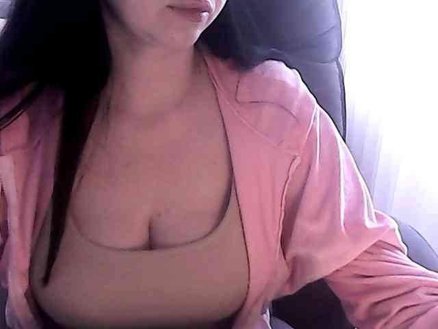 NikaKrasina webcam