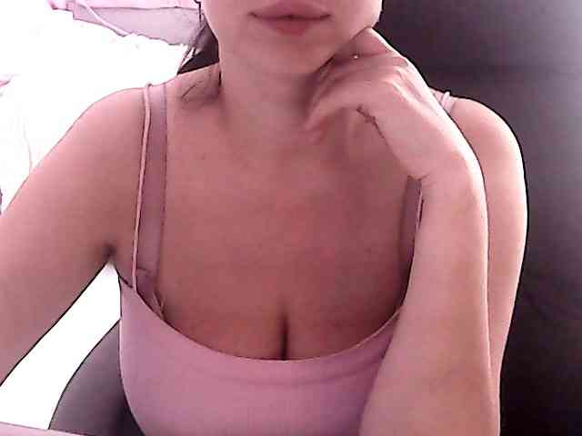 NikaKrasina webcam
