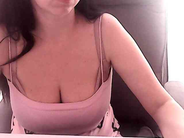 NikaKrasina webcam