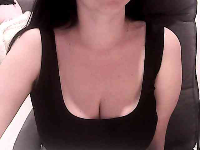NikaKrasina webcam