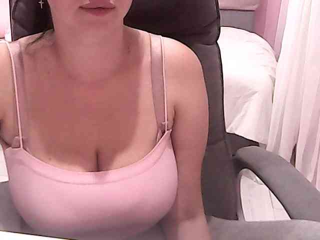 NikaKrasina webcam
