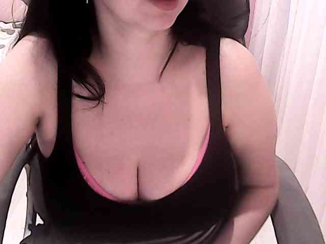 NikaKrasina webcam