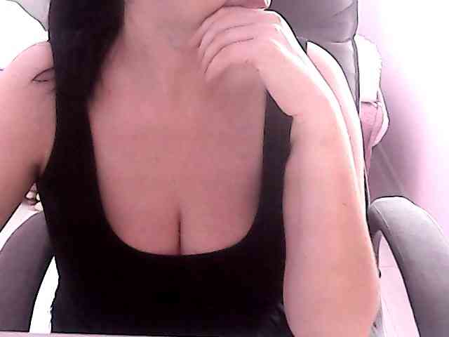 NikaKrasina webcam
