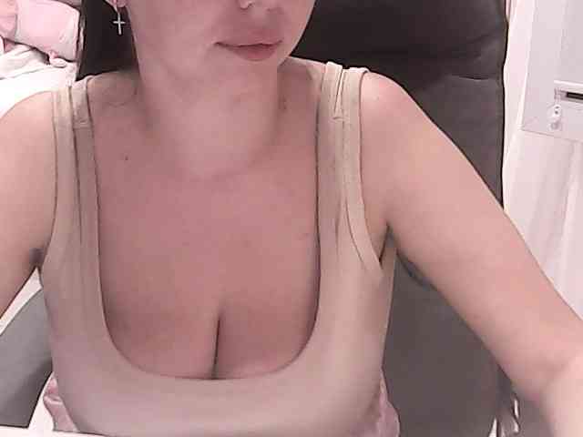 NikaKrasina webcam