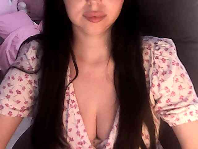 NikaKrasina webcam