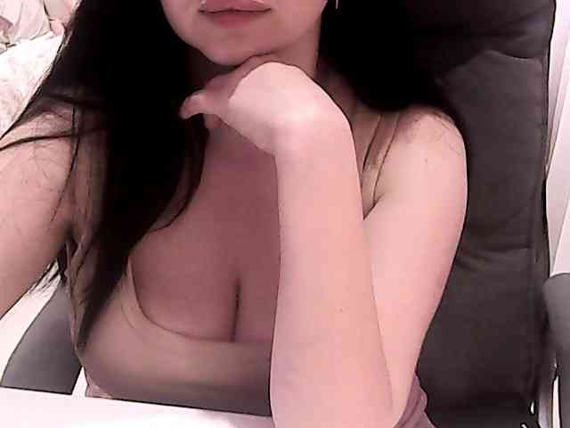 NikaKrasina webcam