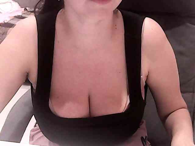 NikaKrasina webcam