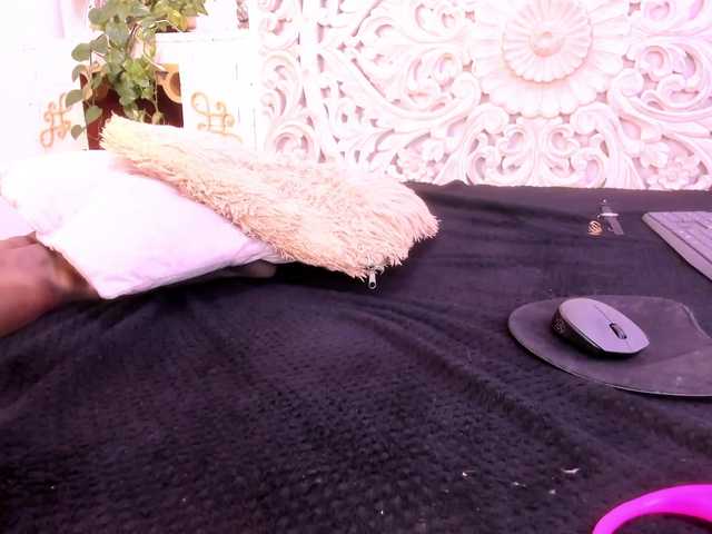 antonnella-lopez live webcam show