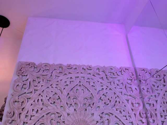antonnella-lopez live cam on BongaCams