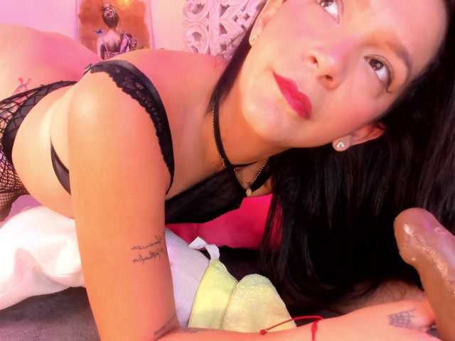 antonnella-lopez live cam preview