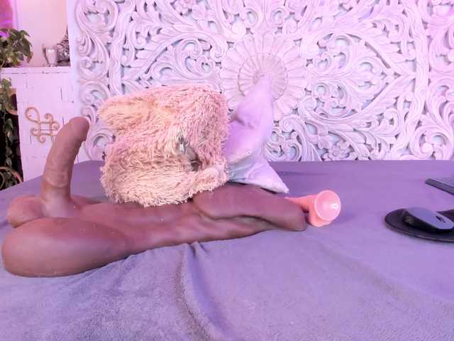 antonnella-lopez live cam