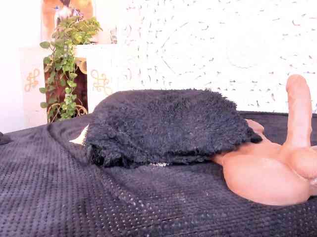 antonnella-lopez webcam