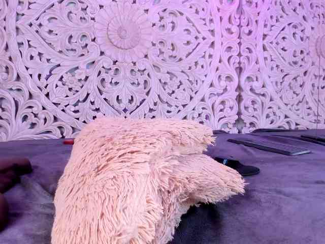antonnella-lopez's live room