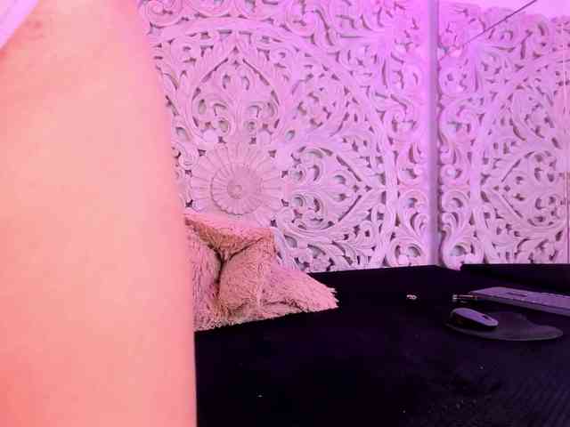 antonnella-lopez webcam