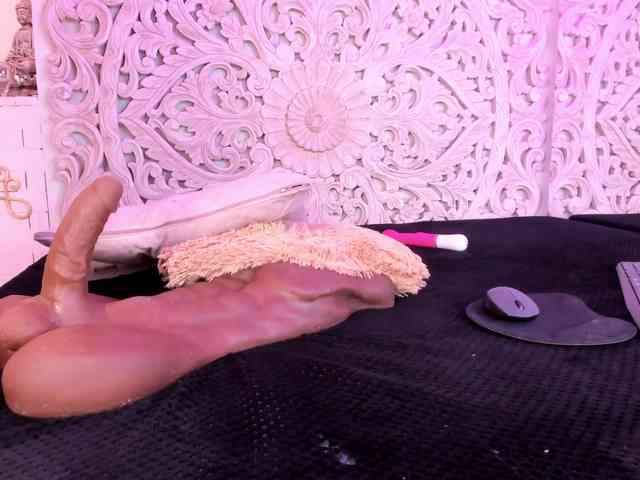 antonnella-lopez webcam
