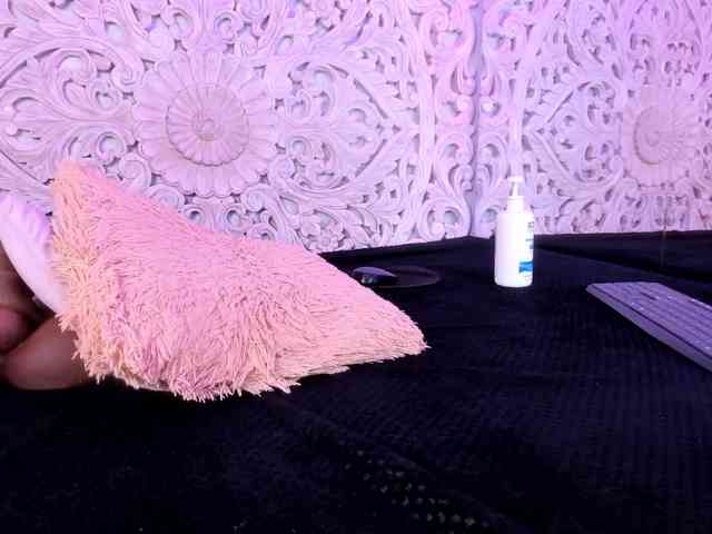 antonnella-lopez webcam
