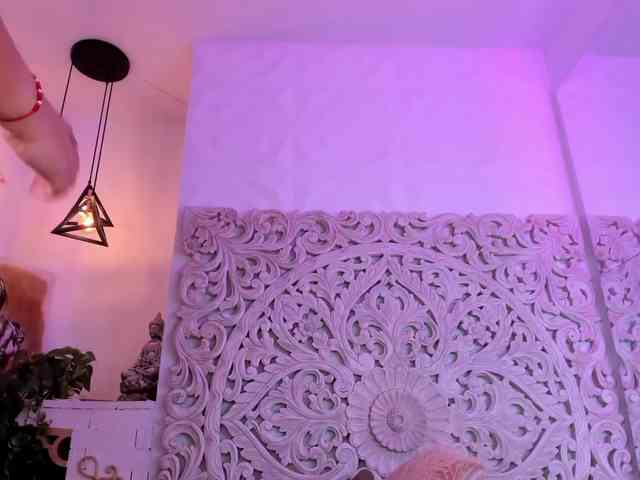 antonnella-lopez webcam