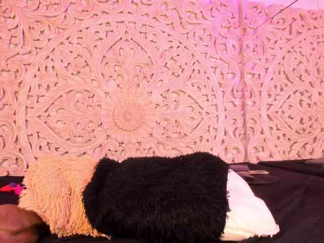 antonnella-lopez webcam